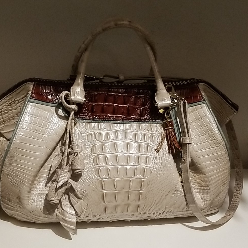 Brahmin Faye-Large
